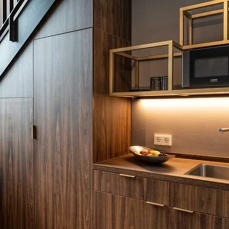 Otel Plaza Premium Münih