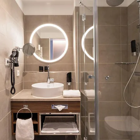 Otel Plaza Premium Münih