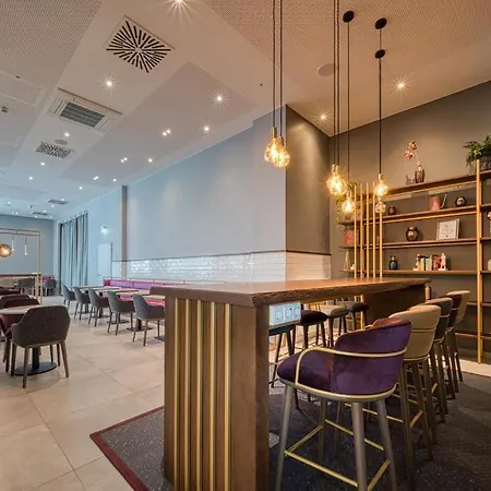 Отель Plaza Premium Мюнхен