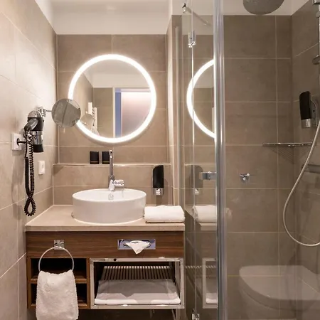 Plaza Premium Отель Мюнхен