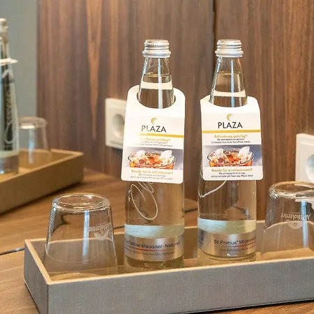 Отель Plaza Premium