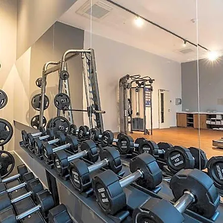 Plaza Premium 4* Mnichov