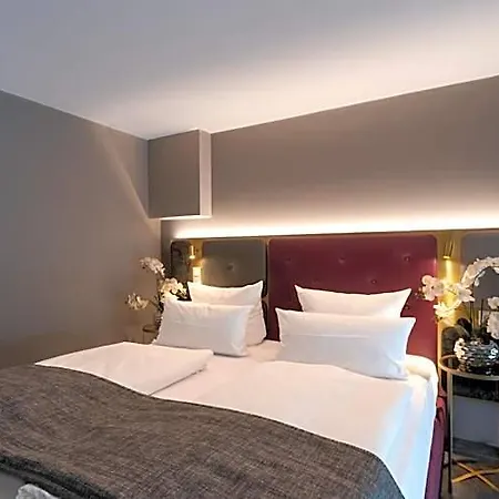 Plaza Premium Hotel Mnichov
