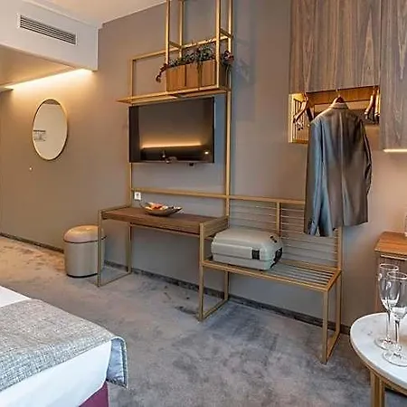 Hotel Plaza Premium