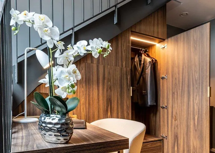 Plaza Premium 4* Múnich