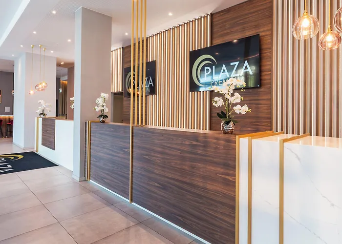 Plaza Premium 4* München